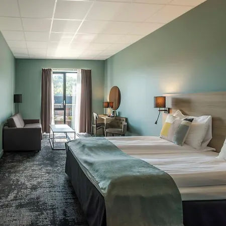 Hardangerfjord Hotel 4*