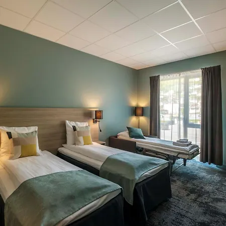 Hardangerfjord 4*