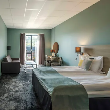 Hardangerfjord 4*