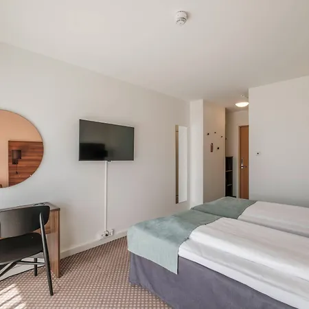 Hardangerfjord 4*