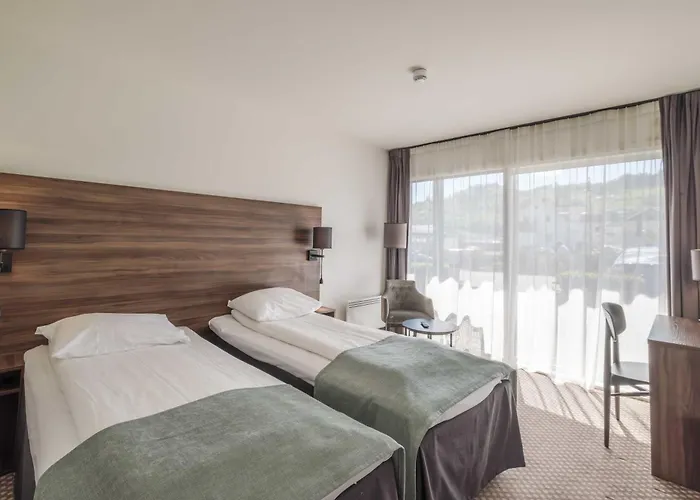 Hardangerfjord Hotel Oystese